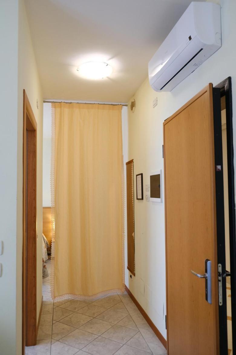 Residenza Carracci Aparthotel Bolonia Exterior foto