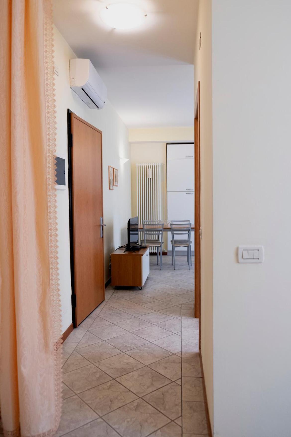 Residenza Carracci Aparthotel Bolonia Exterior foto