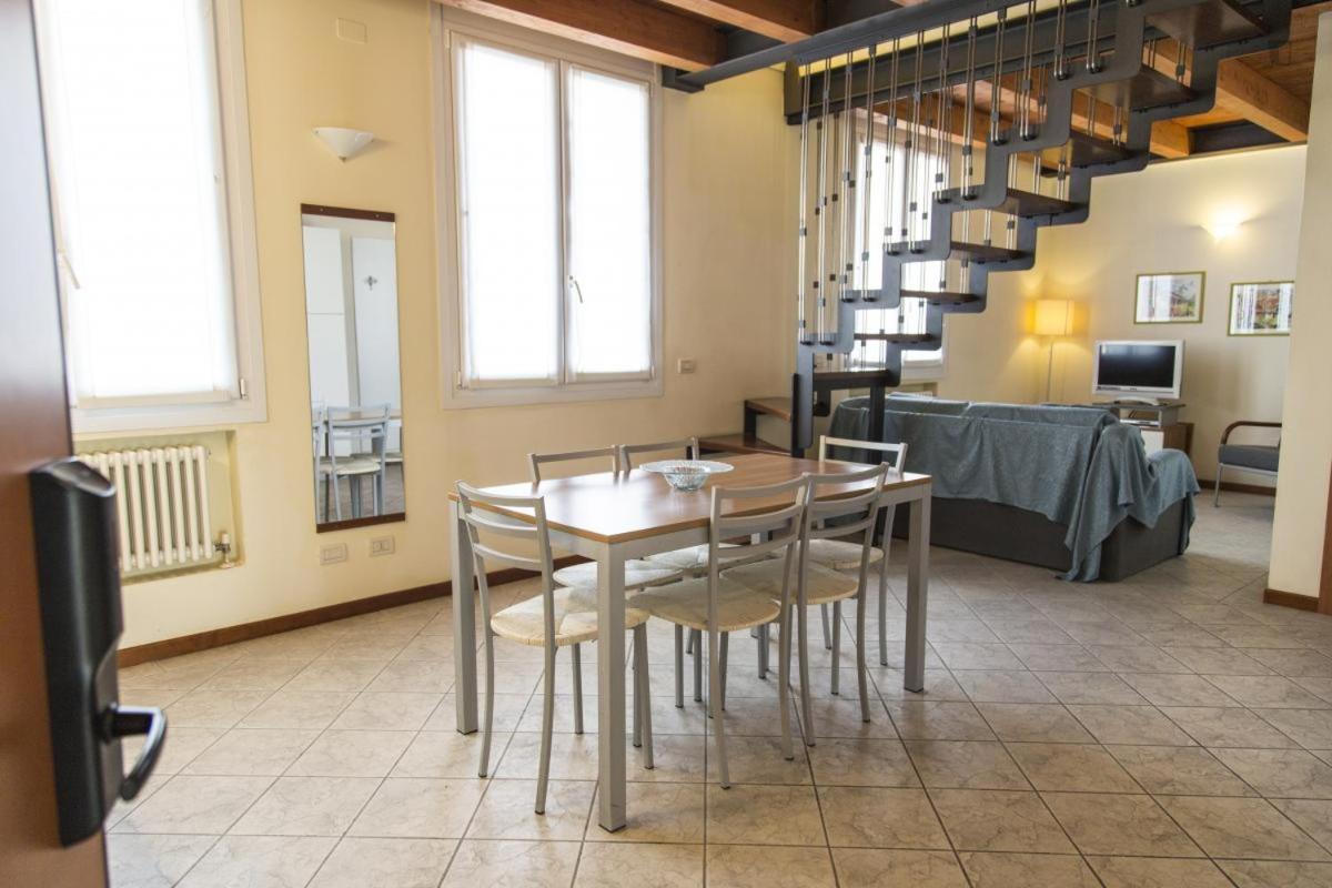 Residenza Carracci Aparthotel Bolonia Exterior foto